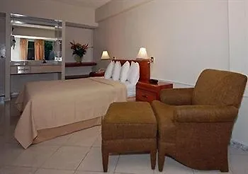 Quality Inn El Tuque Ponce Otel